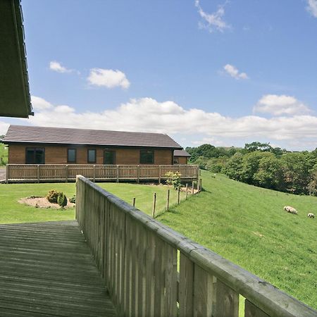 Woodside Lodge - Hw7520 Penybont Kültér fotó