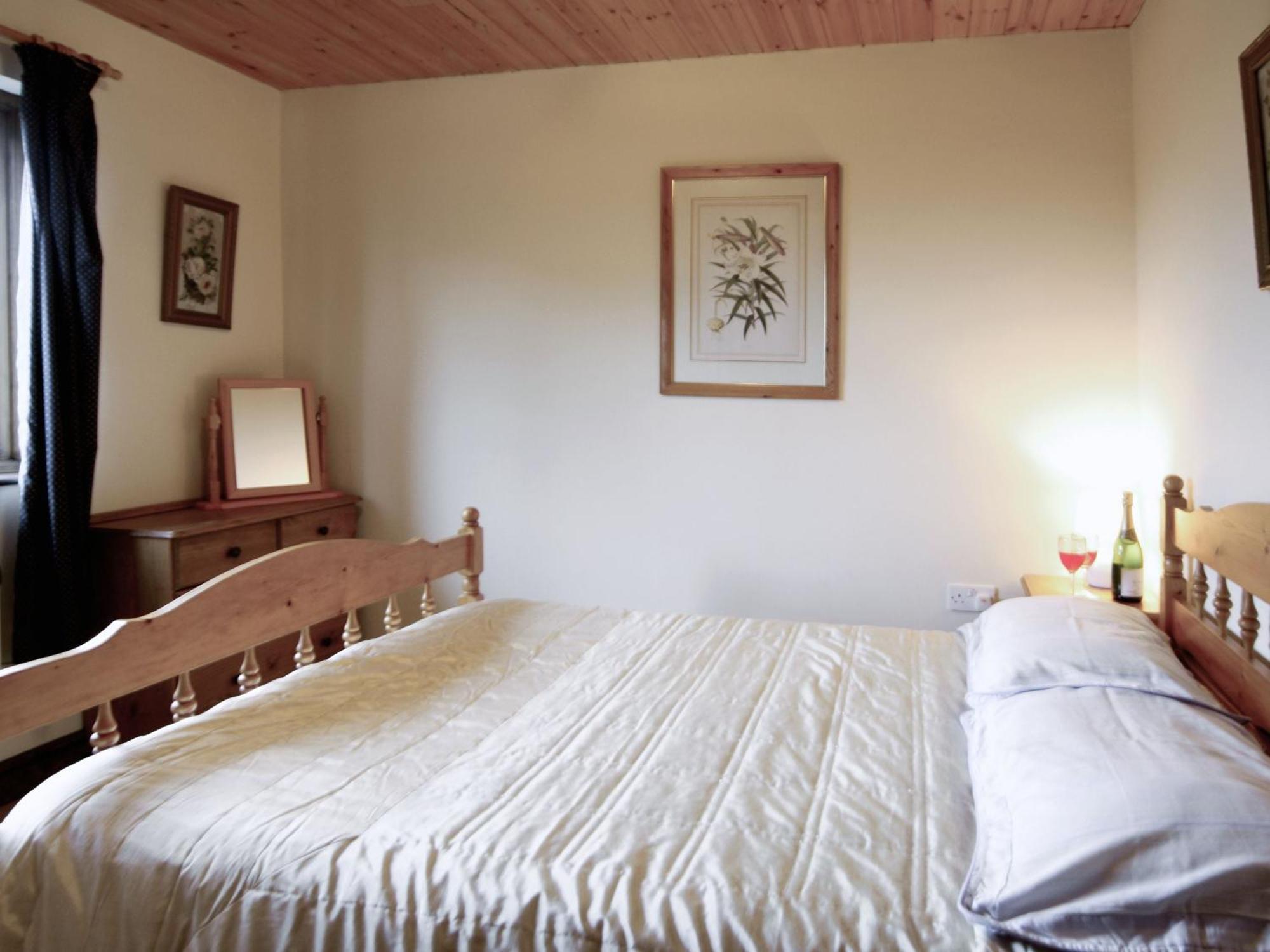 Woodside Lodge - Hw7520 Penybont Kültér fotó